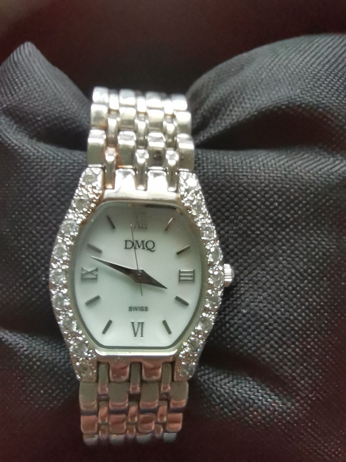 Retro zegarek damski DMQ Swiss