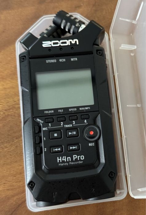 Zoom H4n Pro Black - новий. професійний звукознімач