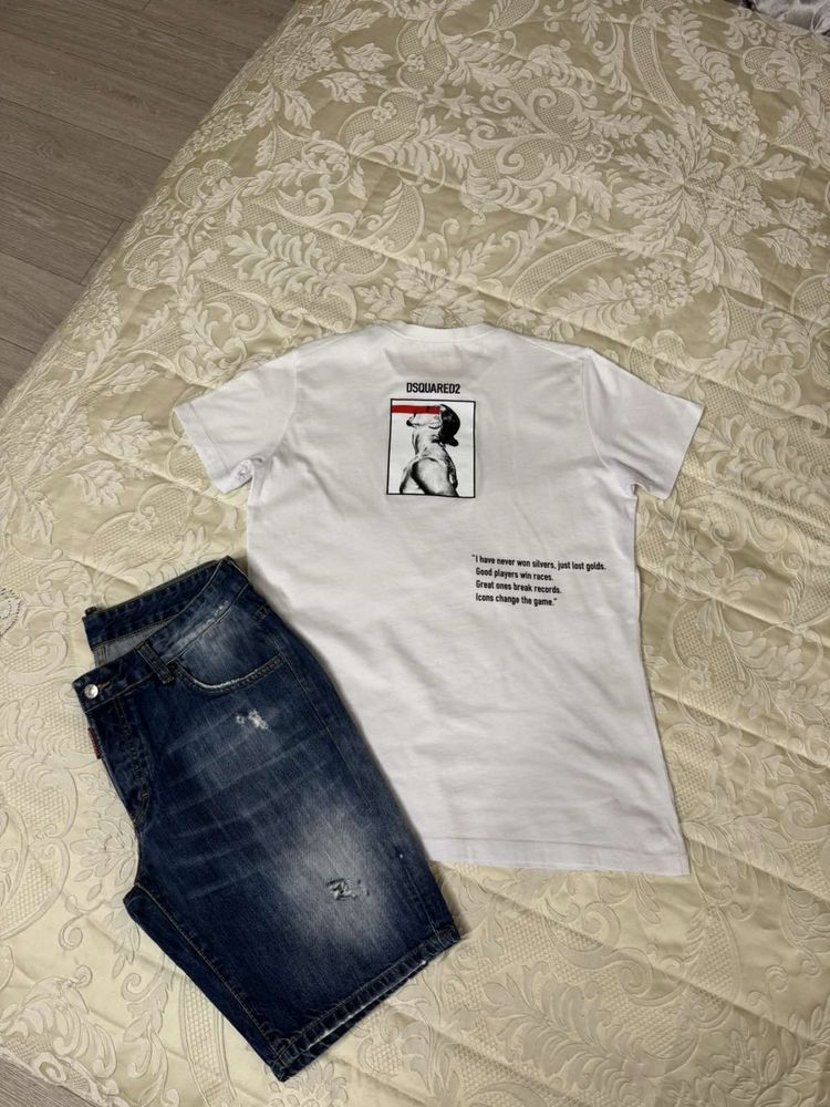 Футболка і шорти Dsquared2.