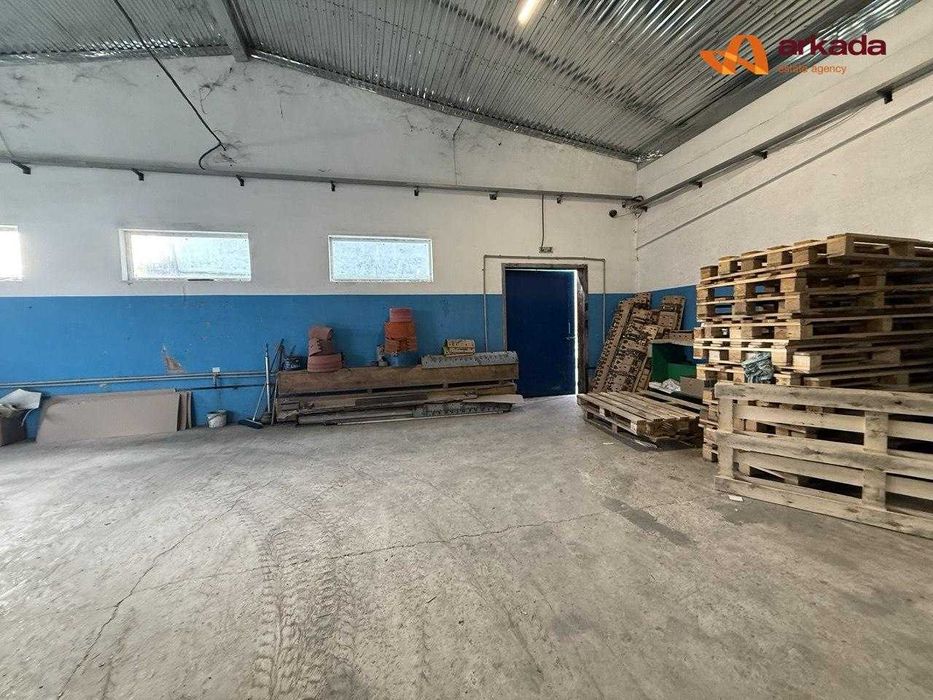 Виробничо – складське приміщення з офісом в м. Калуш.