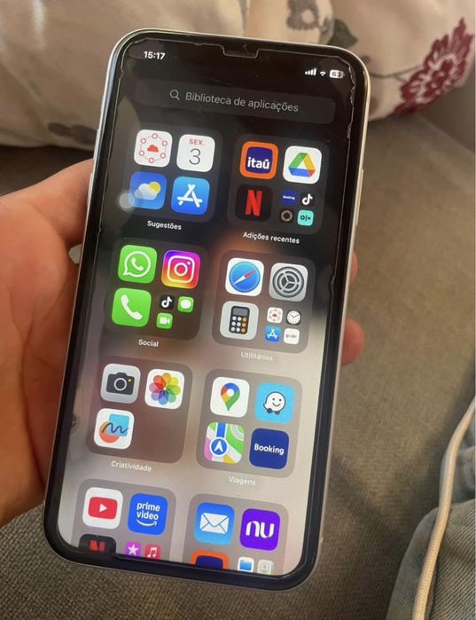 Iphone 11 branco lindo