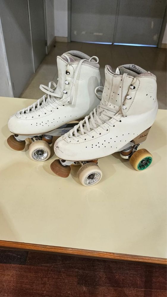 Patins em 2.ª mão