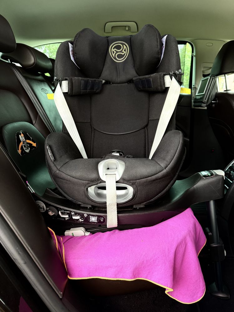 Cybex Priam 2.0 gold 3w1 z cloud T-i size+ baza i fotelik sirona Z