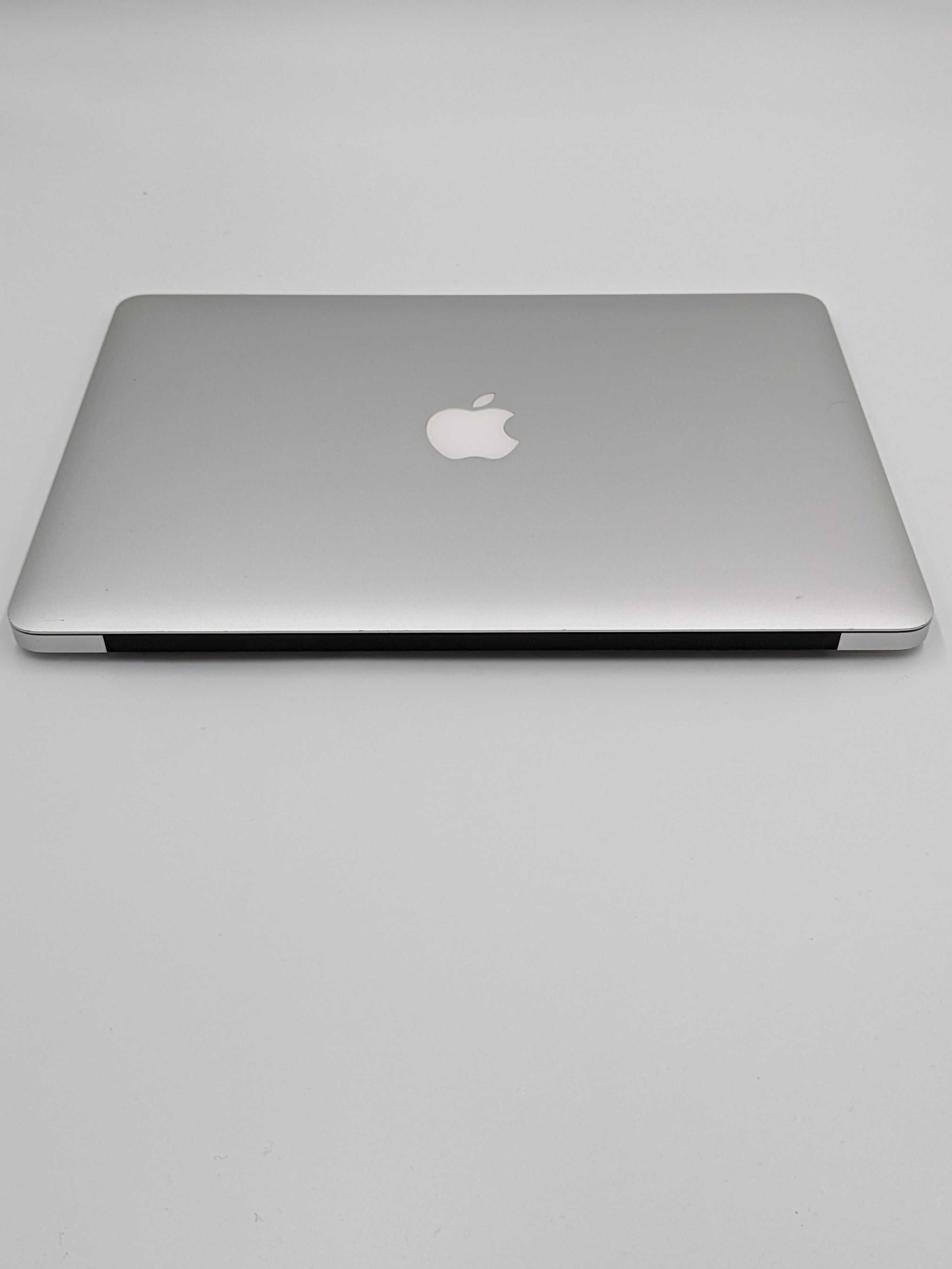 Ноутбук Apple MacBook Air 13,3 2014 (i7/8/256)