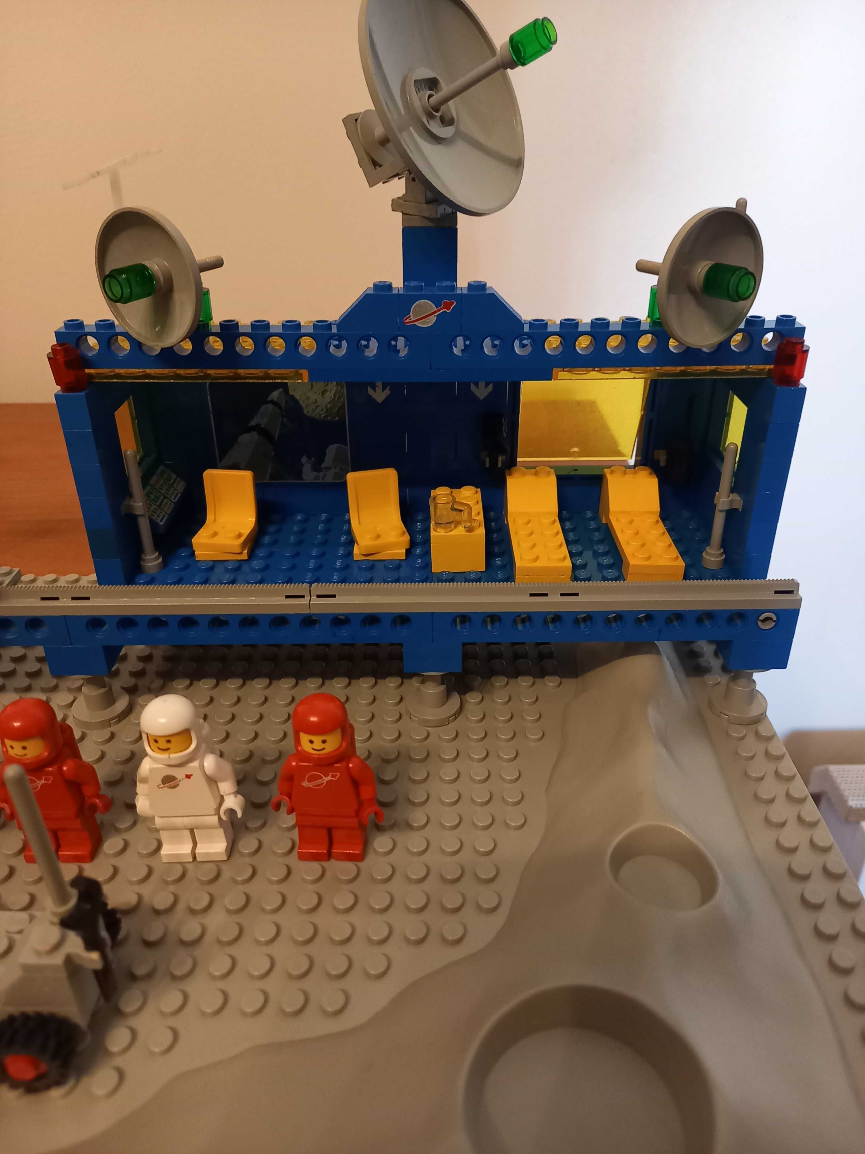 Lego 6970 Beta-1 Command Base