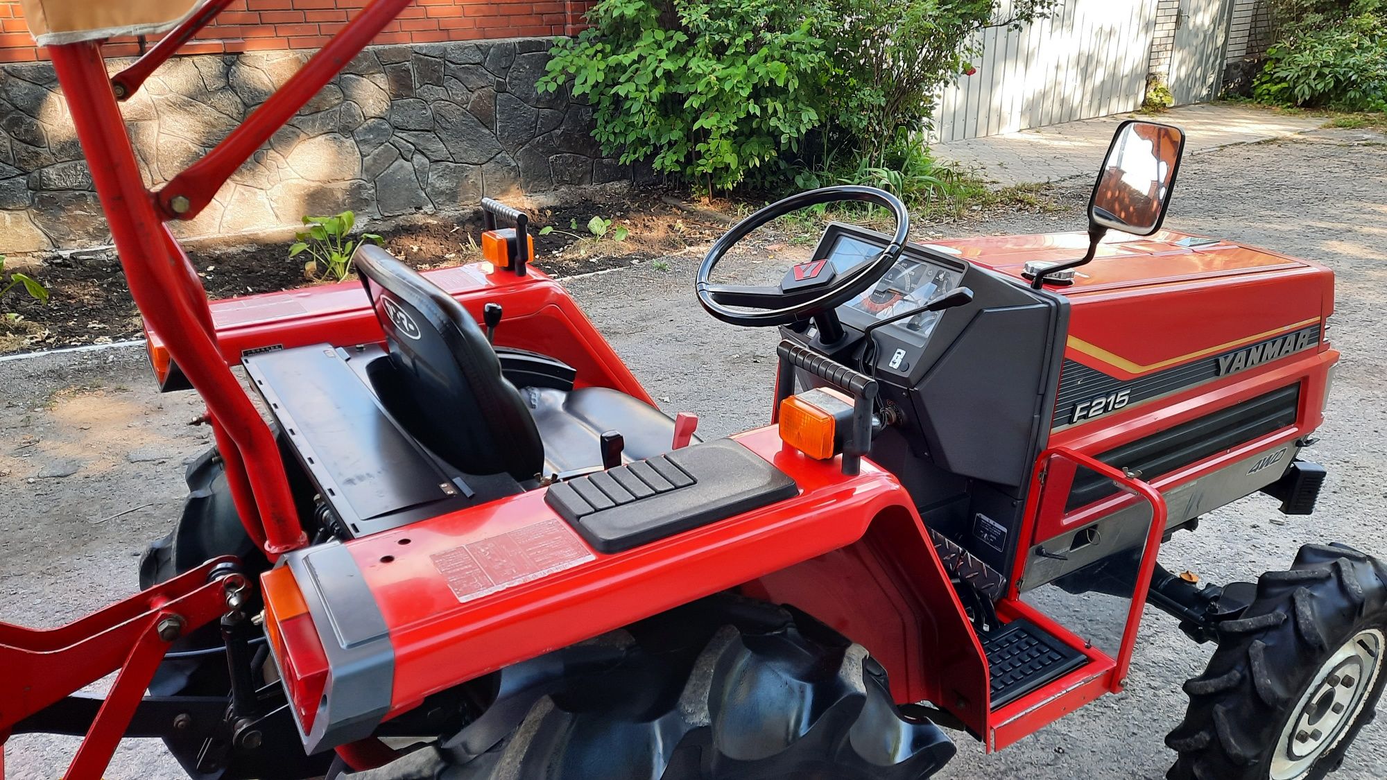 Трактор японський YANMAR F-215. 22к.с. Хороший стан. СВІЖОПРИВЕЗЕНИЙ