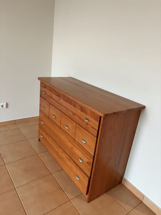 Cómoda 4 gavetas em otimo estado