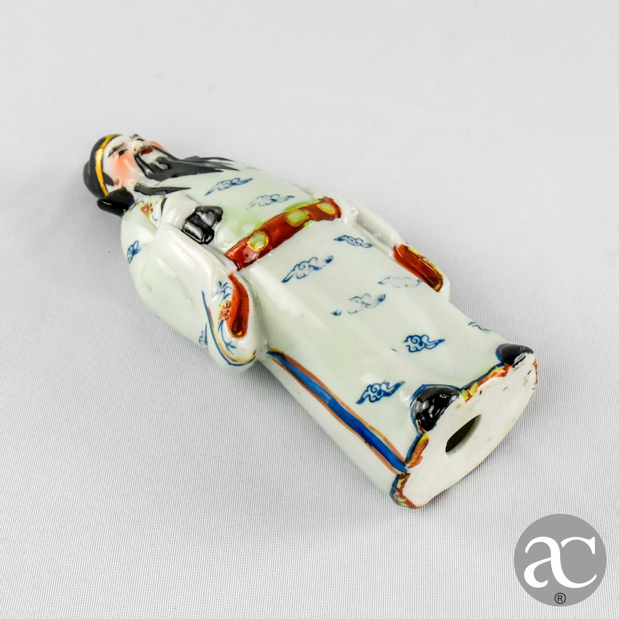 Figura de Imortal em porcelana da China