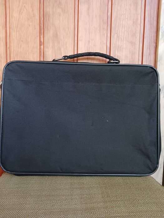 Pasta para transportar computador portátil