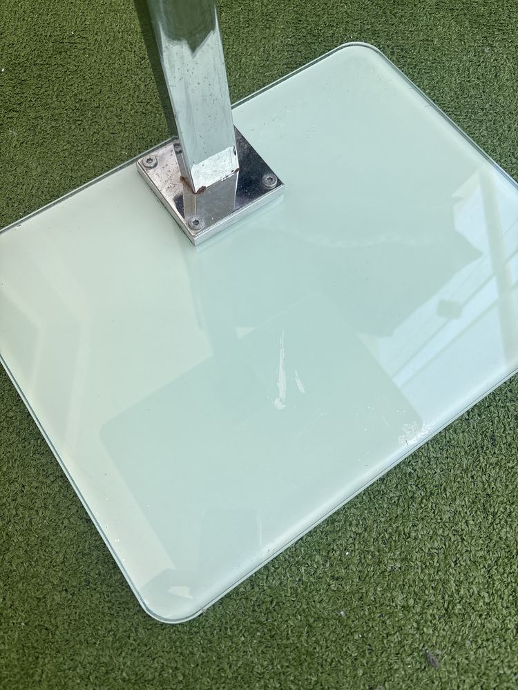 Stolik pod laptopa