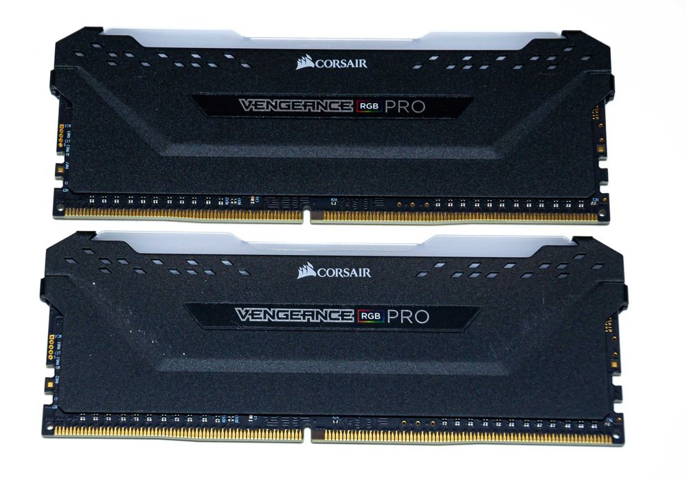 RAM Corsair Vengeance RGB PRO 16GB 2X8GB DDR4 3600MHz CL18 1.35V