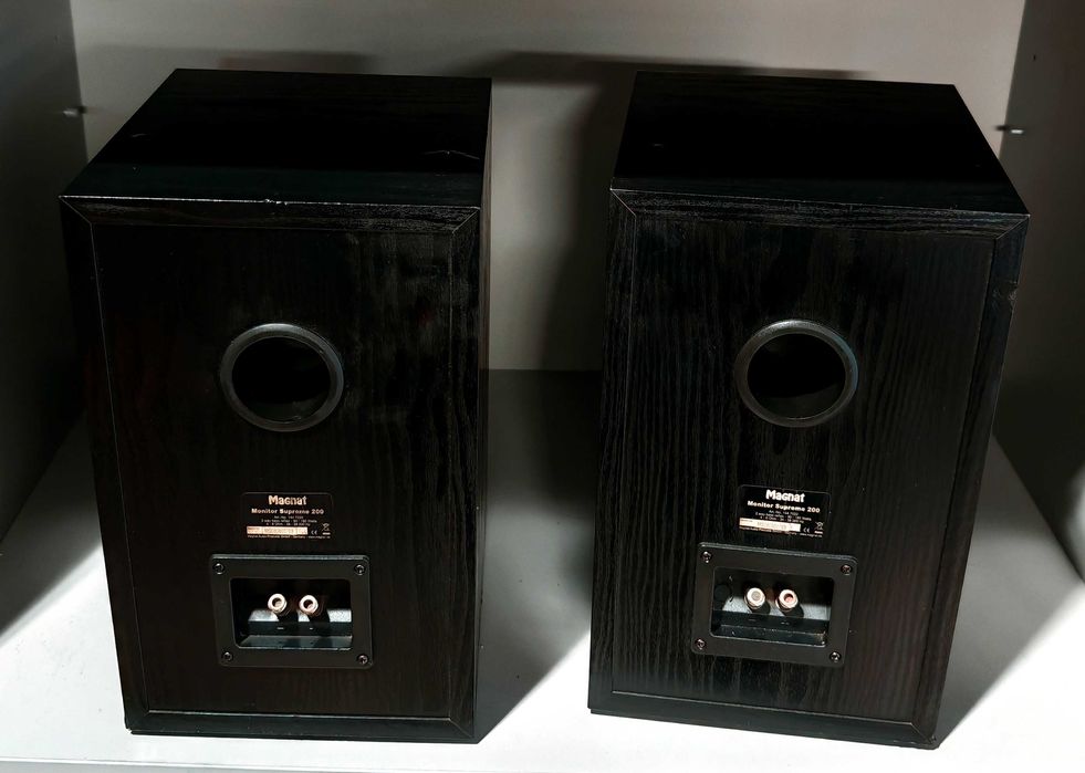 Kolumny Magnat Moni­tor Supreme 200 Czarne Para Bassreflex 2x 180W !!