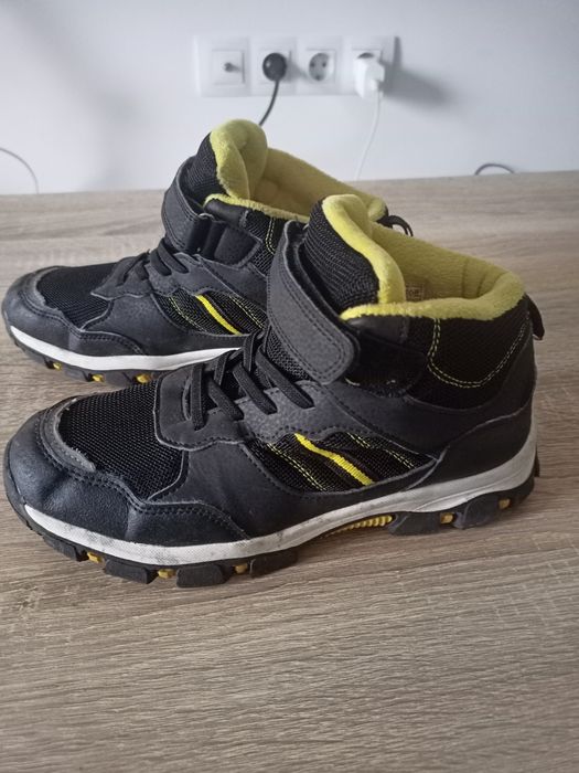 Демисезоне взуття