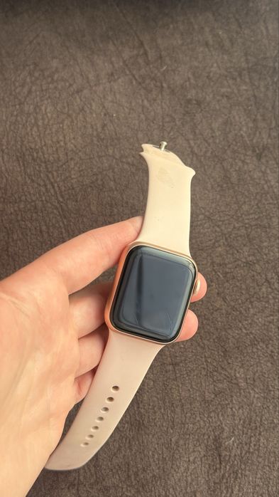 Apple Watch series 6, 40 mm