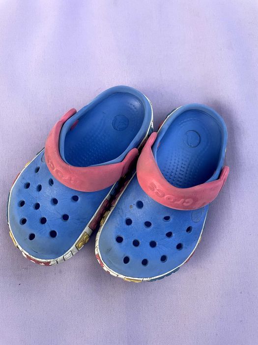 Klapki Crocs LEGO - rozmiar C8/9