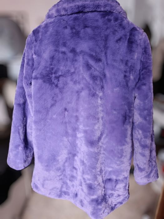 Casaco NOVO de pelo XL Roxo