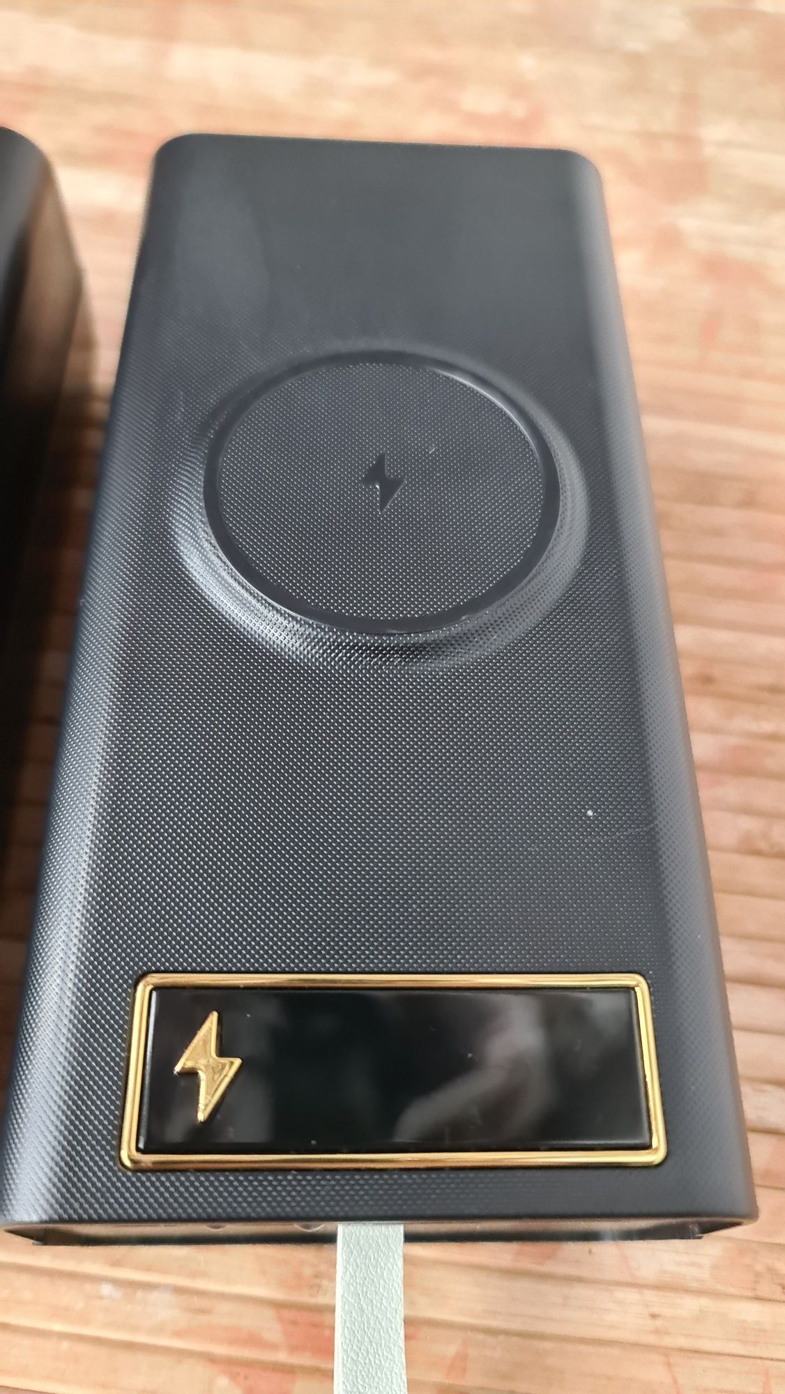 Великий павербанк 70000ма Samsung QC, Qi PD powerbank
