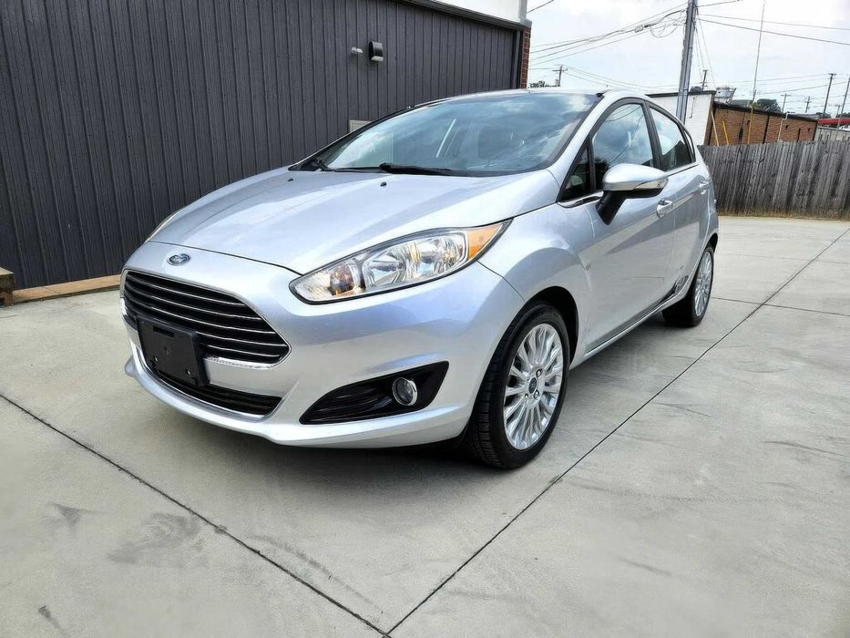 Ford Fiesta Titanium      2016