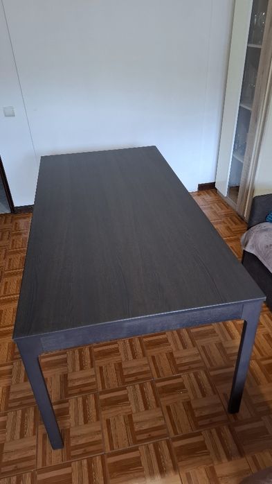 Vendo mesa de jantar (extensível)