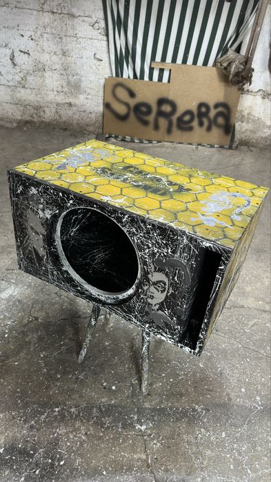 Короб сабвуфера 12-ка на щели новый