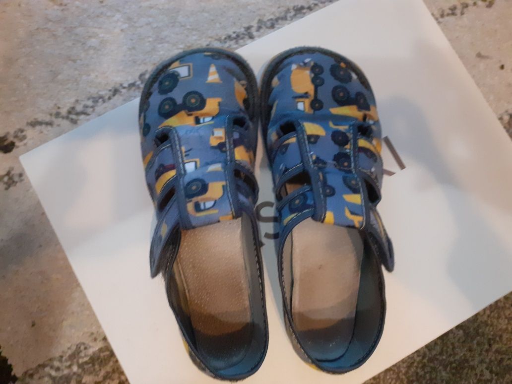Kapcie Raweks Barefoot wywrotki polska firma rozm. 32