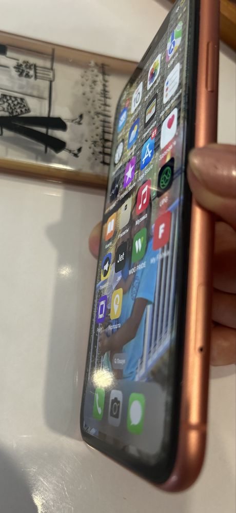 Apple iPhone XR 128gb NFC Neverlock (епл айфон хр) АКБ 81%