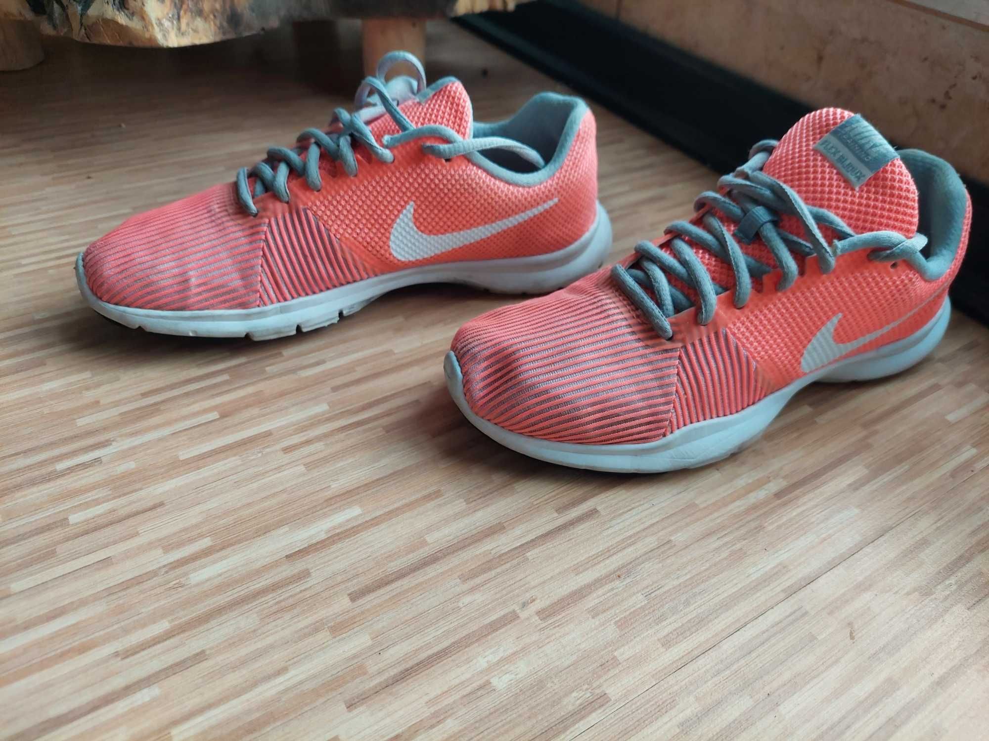 Nike Flex Bijoux r.36