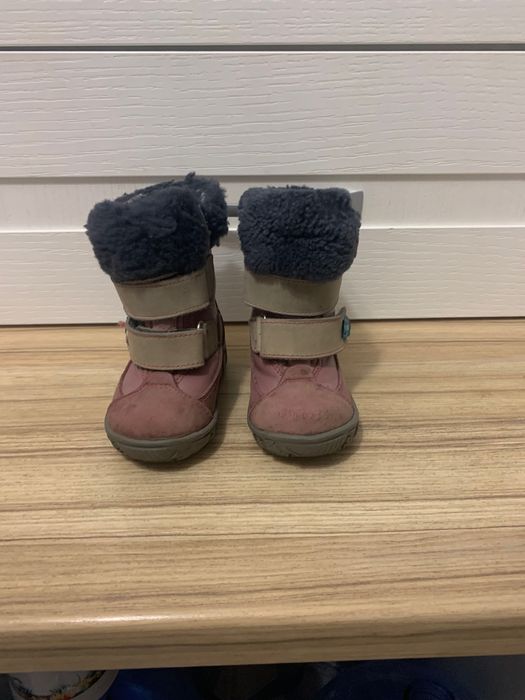 Черевики для дівчинки, перше зимнє взуття, хто хоче топати