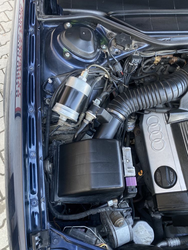 Audi a6c4 2.6 газ/бензин