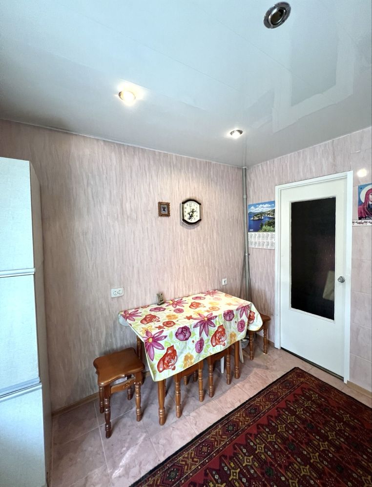 Продается 2 ком кв в Осипенковском р-не по ул Дегтярева