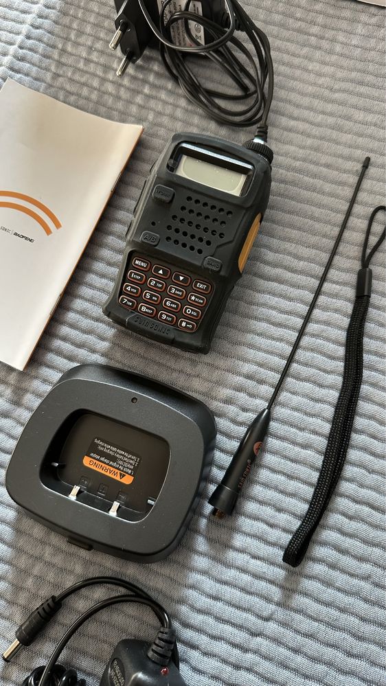 Rádio Walkie-Talkie Baofeng