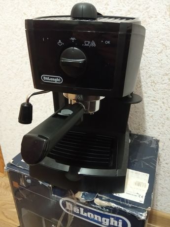 Ріжкова кавоварка/кавомашина DeLonghi EC146.B