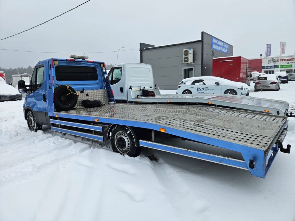 Wynajem auto laweta Iveco Daily DMC 3500 Pomoc drogowa Stalowa Wola