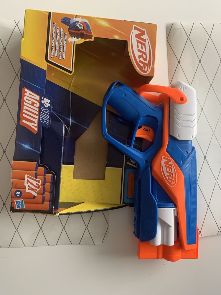 Pistolet na strzalki nerf