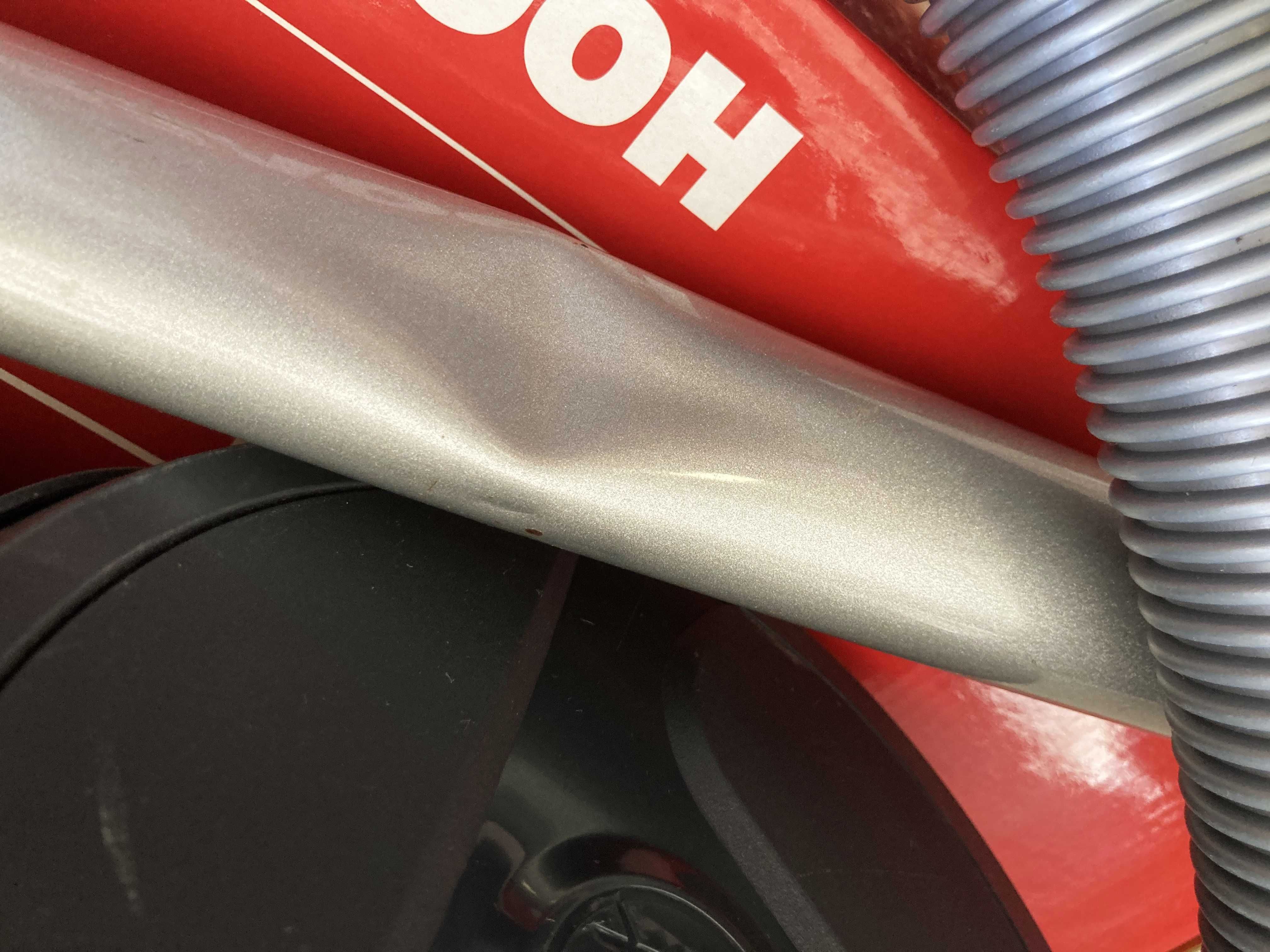 Aspirador de marca Hoover