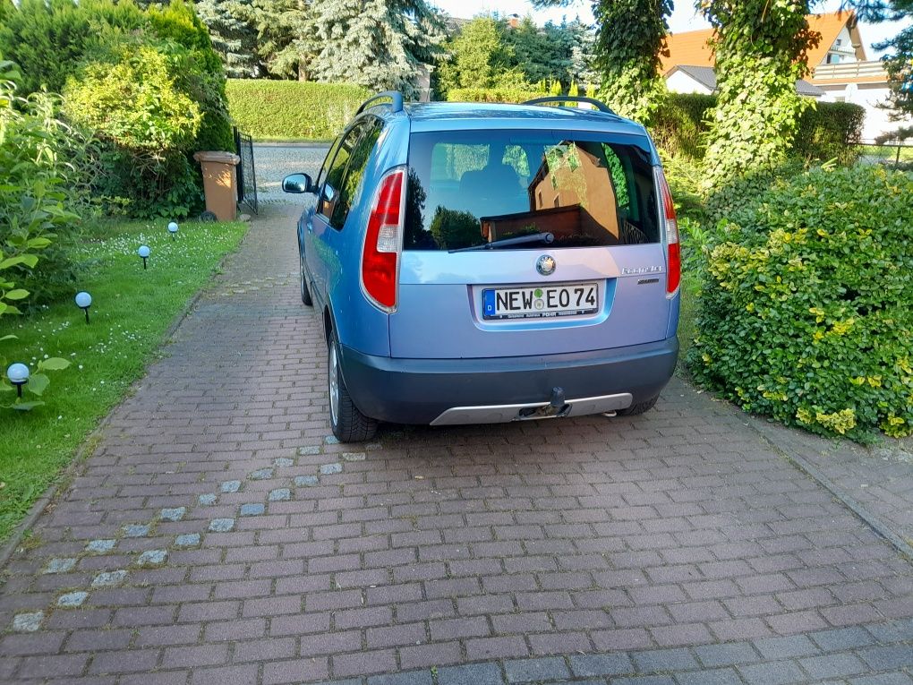Skoda Roomster Scout 1.9 tdi