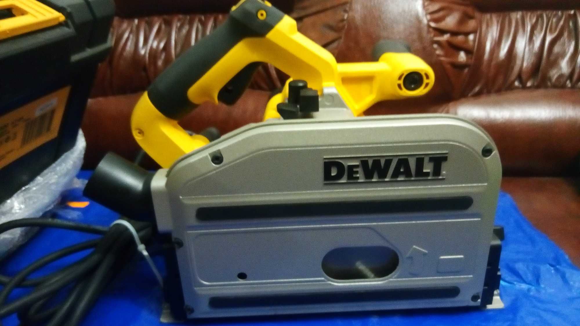 Dewalt DWS520KT погружная пила