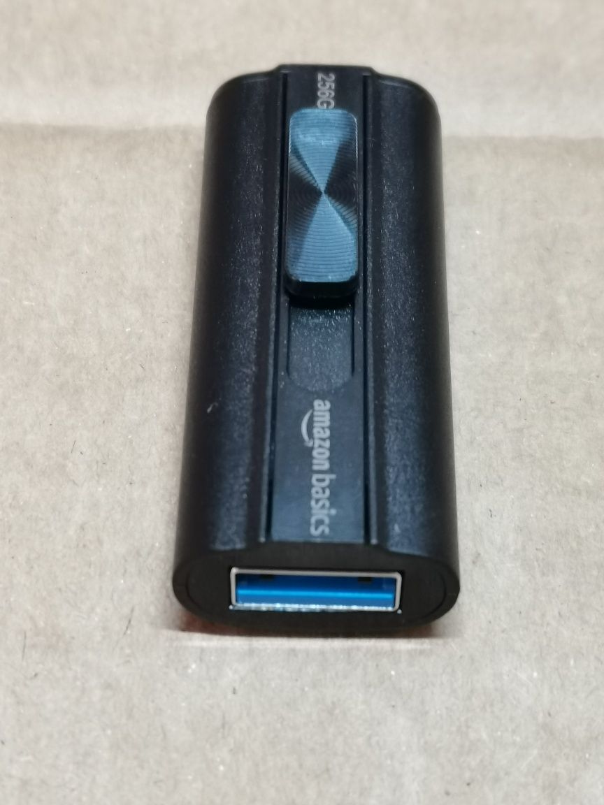 Amazon Basics pamięć flash USB 3.1, 256 GB, prędkość odczytu do 130 MB
