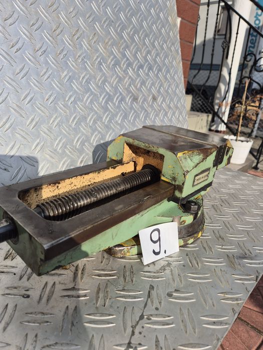 Konkretne imadło maszynowe 160 mm obrotowe  okazja!