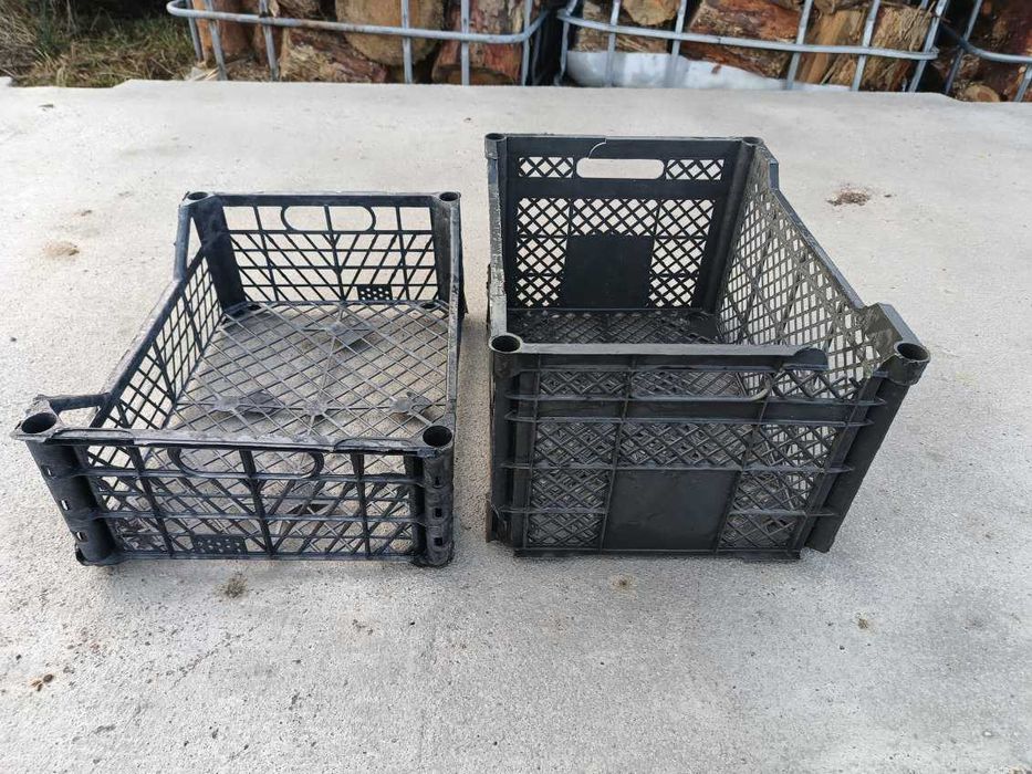 Skrzynki skrzyneczki plastikowe