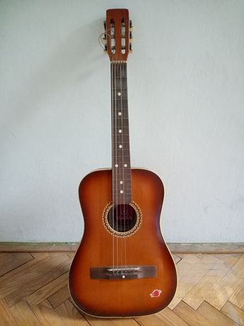 Mała gitara akustyczna DEFIL