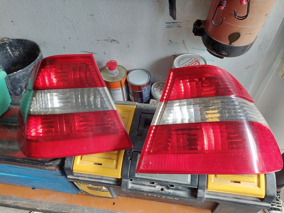 Farois traseiros e46