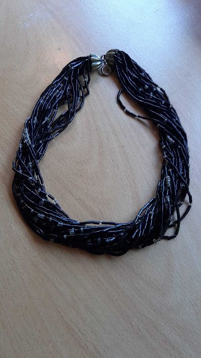 Gargantilha de missangas
