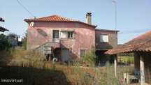 Casa T5 em Maçãs de Dona Maria de 331,00 m2