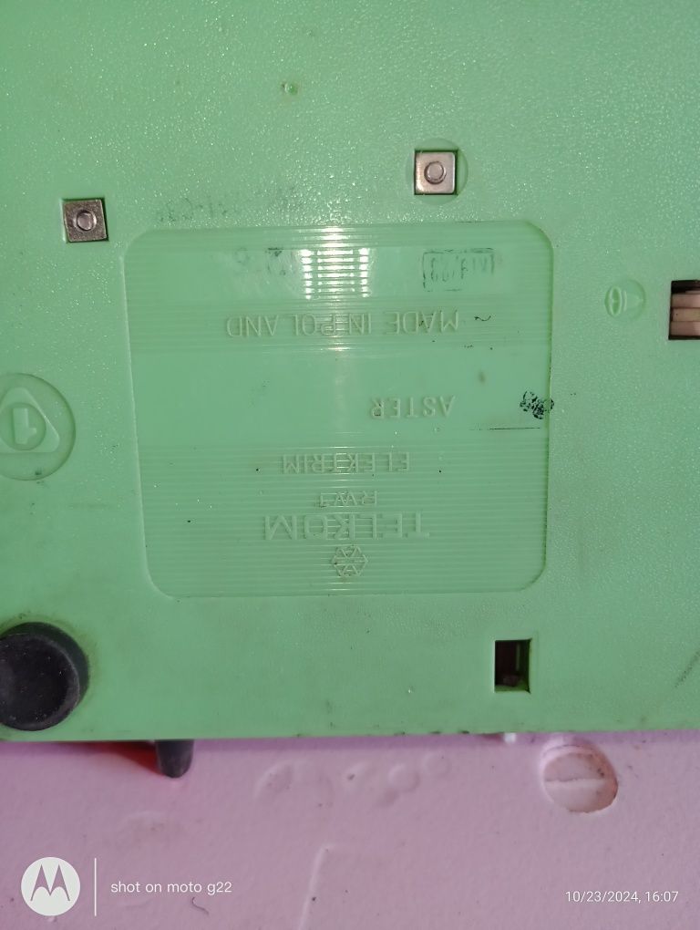 Telefon stacjonarny lata 70-80 ubiegłego wieku