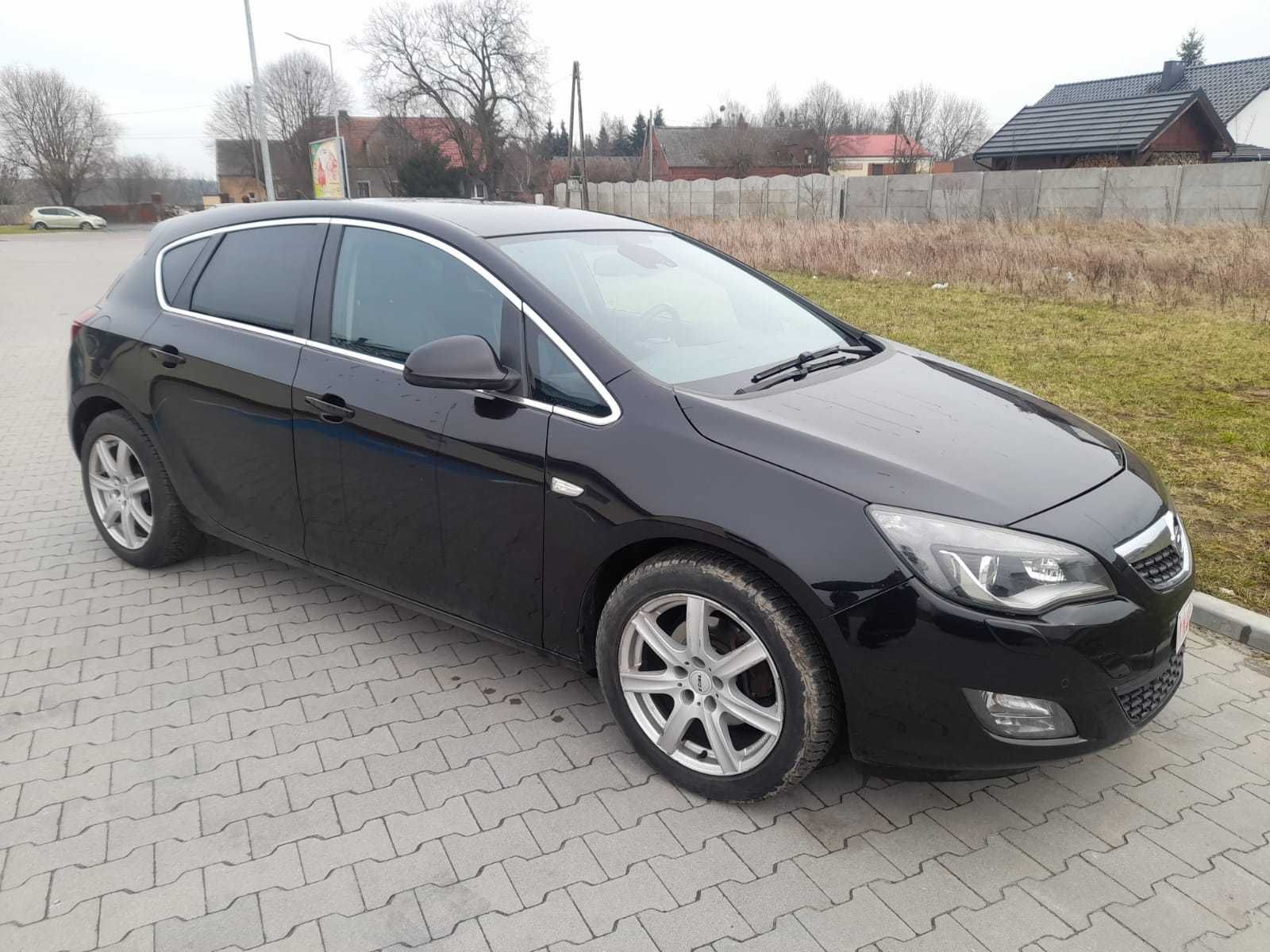 Opel Astra J 1.7 CDTI Sport Bogata wersja