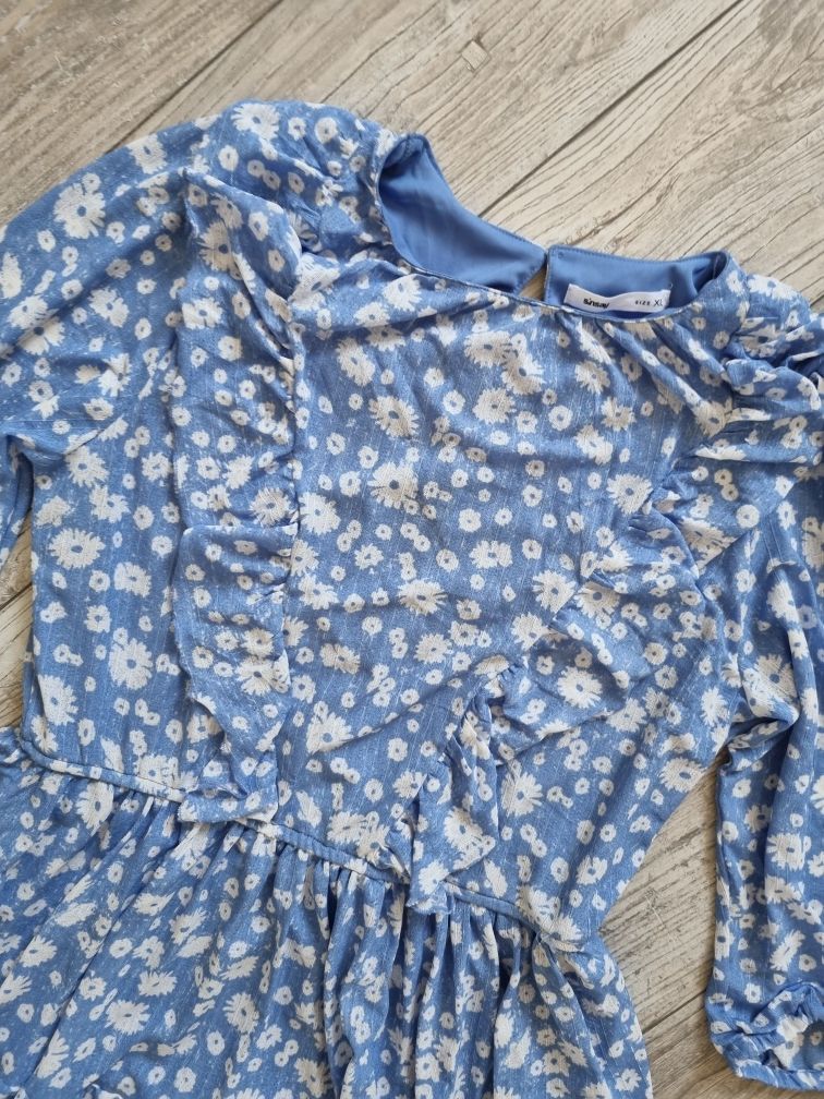 Sukienka w kwiaty sinsay XL wysyłka 1 zł