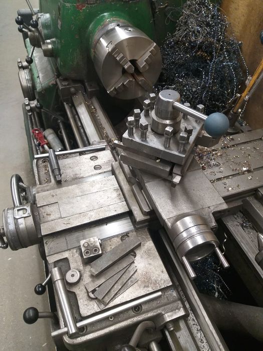 Tokarka TUB 32 x 1000
