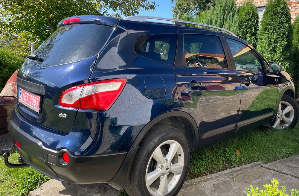 Nissan Qashqai+2