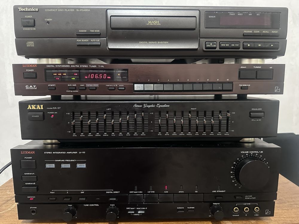 Luxman lv-113, t-111L. Technics sl-pg480A